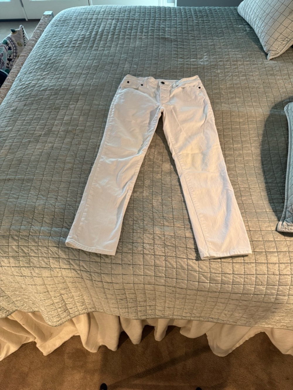 Heritage White Ankle Pants